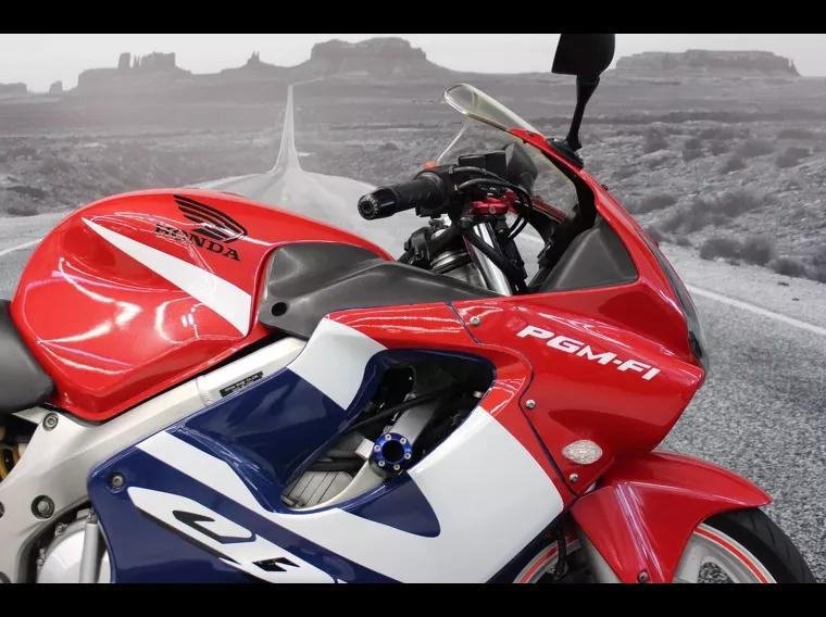 Honda CBR 600 Vermelho 13