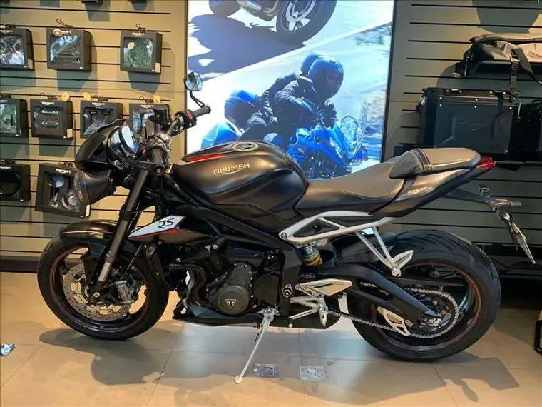 Triumph Street Triple Cinza 2