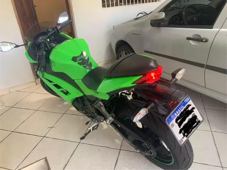 Kawasaki Ninja Verde 5