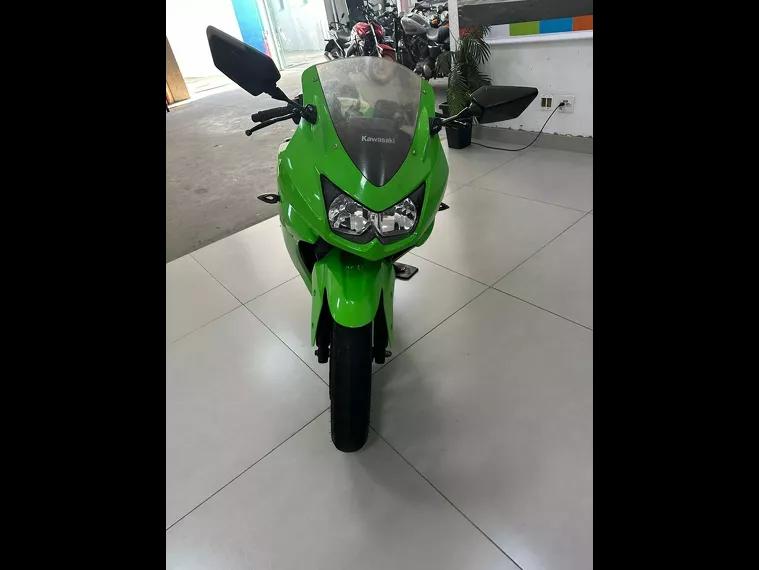 Kawasaki Ninja Verde 12