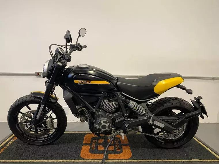 Ducati Scrambler Preto 3