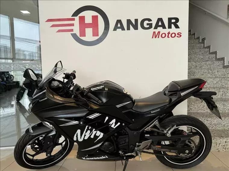 Kawasaki Ninja Preto 2