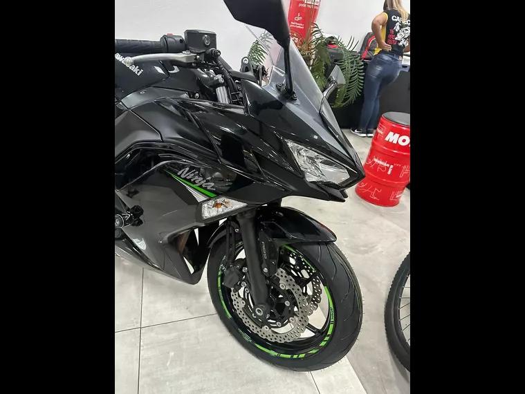 Kawasaki Ninja Preto 11