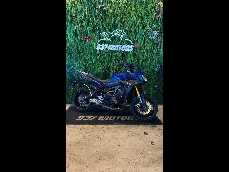 Yamaha MT-09 Azul 4