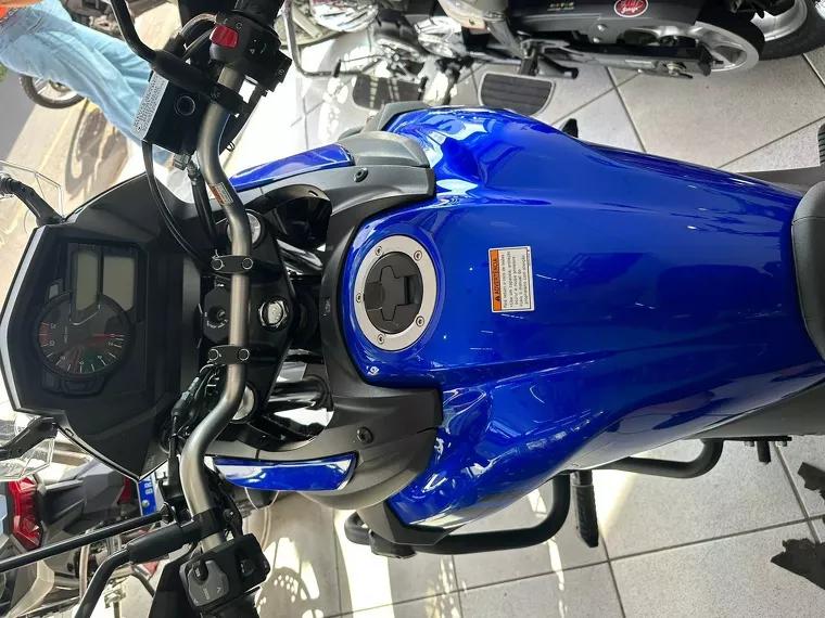 Suzuki V-Strom Azul 24