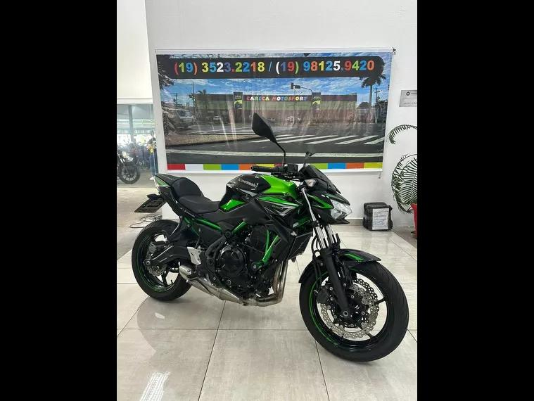 Kawasaki Z 650 Verde 19