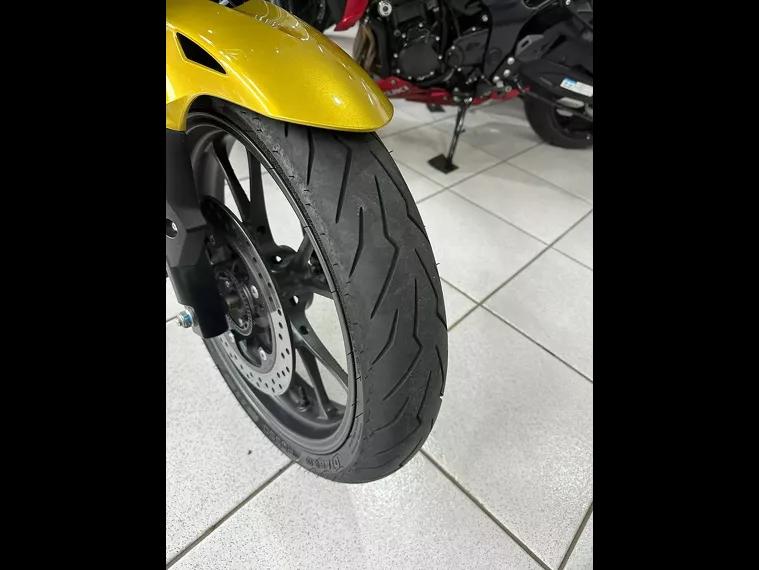 Honda CB Twister Dourado 15