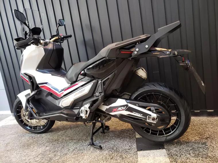 Honda X-Adv Branco 16