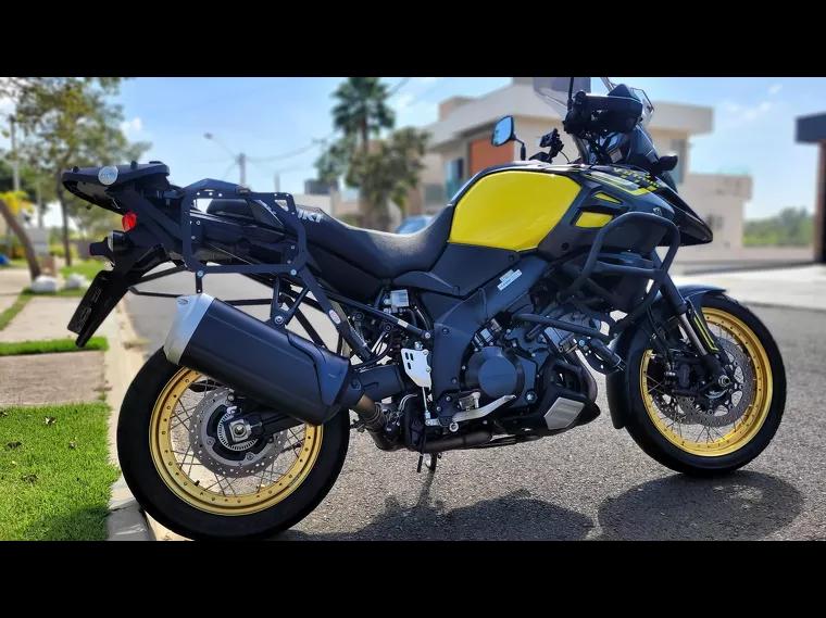 Suzuki V-Strom Amarelo 4