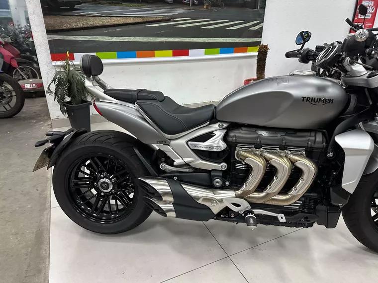 Triumph Rocket III Prata 24