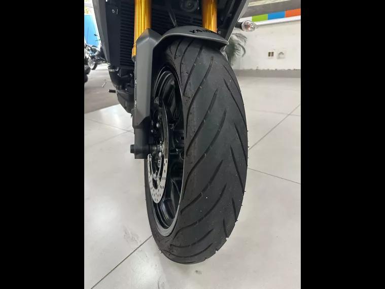 Yamaha MT-09 Preto 9