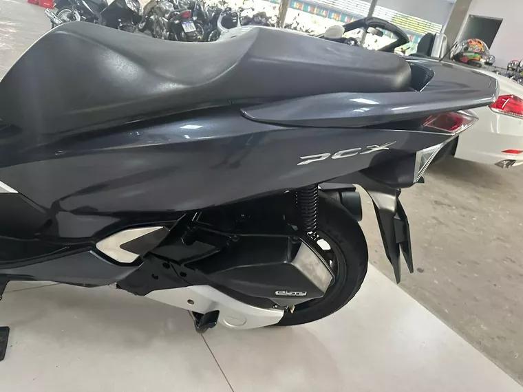 Honda PCX Cinza 16