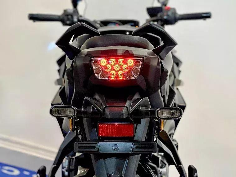 Suzuki GSX-S Preto 3