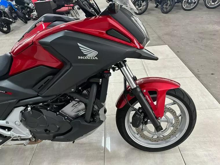 Honda NC Vermelho 18