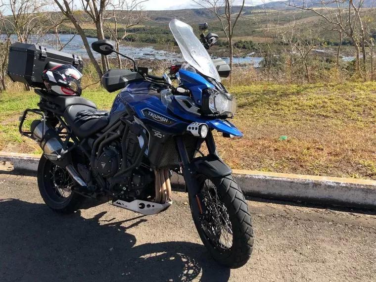 Triumph Tiger 1200 Azul 8