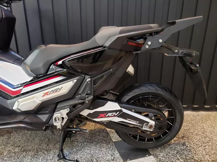 Honda X-Adv Branco 15