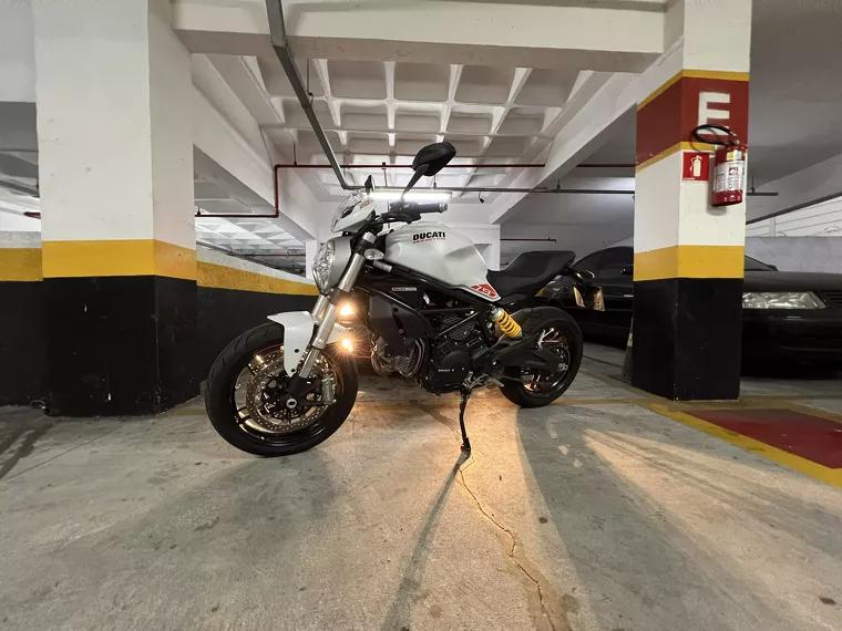 Ducati Monster Branco 1