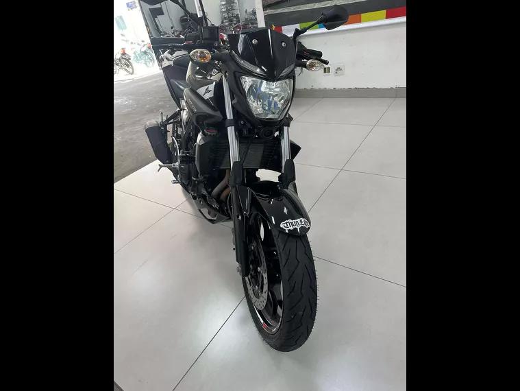 Yamaha MT-03 Preto 15