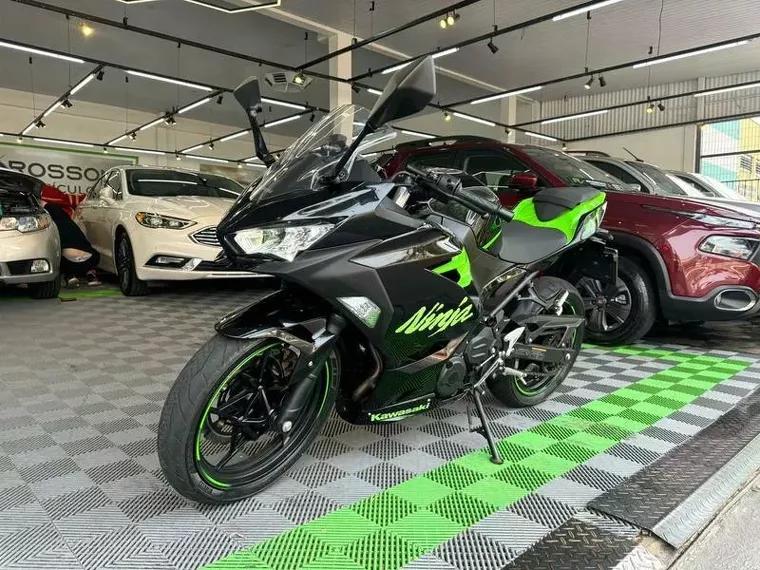 Kawasaki Ninja Preto 3