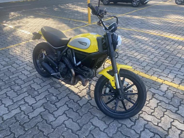 Ducati Scrambler Amarelo 4