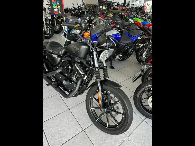 Harley-Davidson Sportster 883 Preto 18