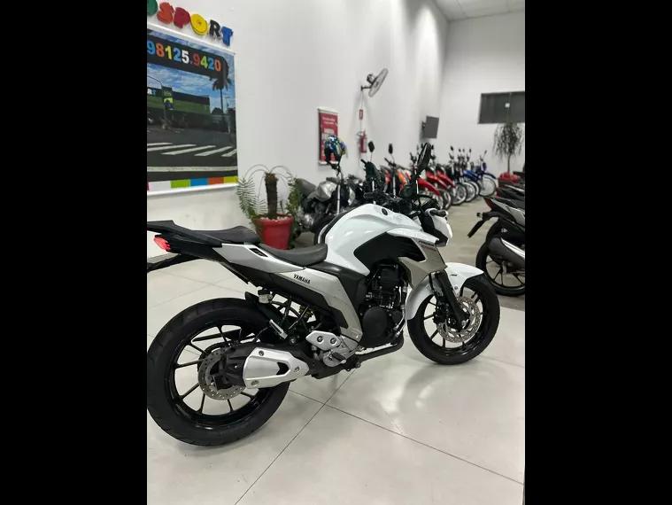 Yamaha Fazer 250 Branco 7