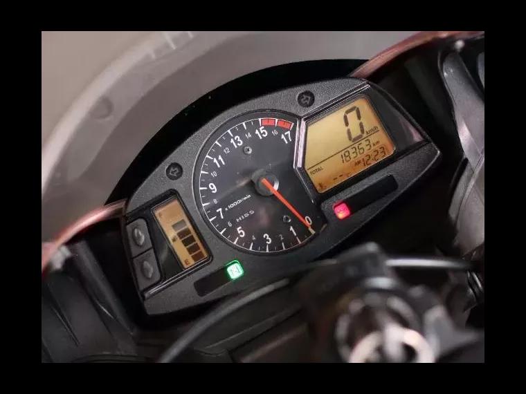 Honda CBR 600 Vermelho 19