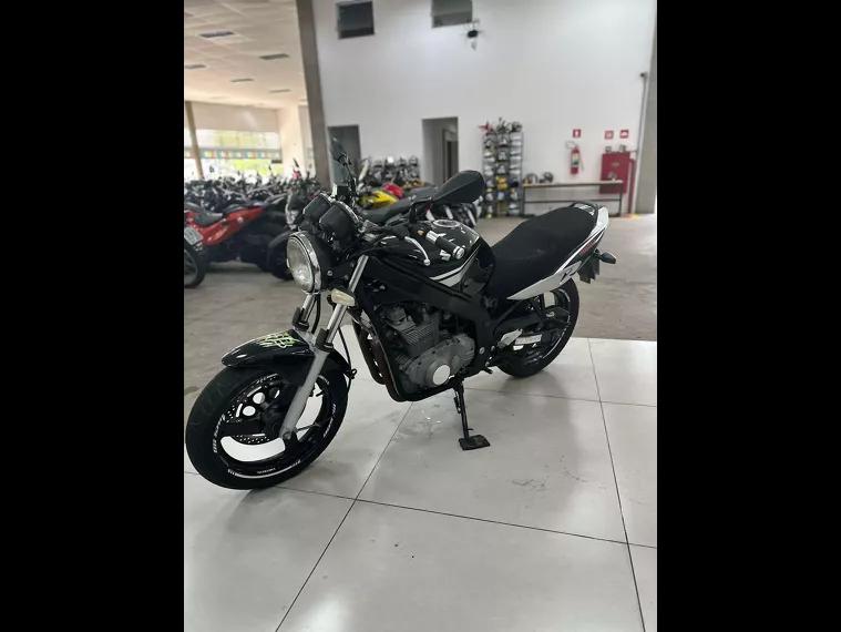 Suzuki GS Preto 3