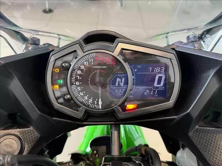 Kawasaki Ninja Verde 8