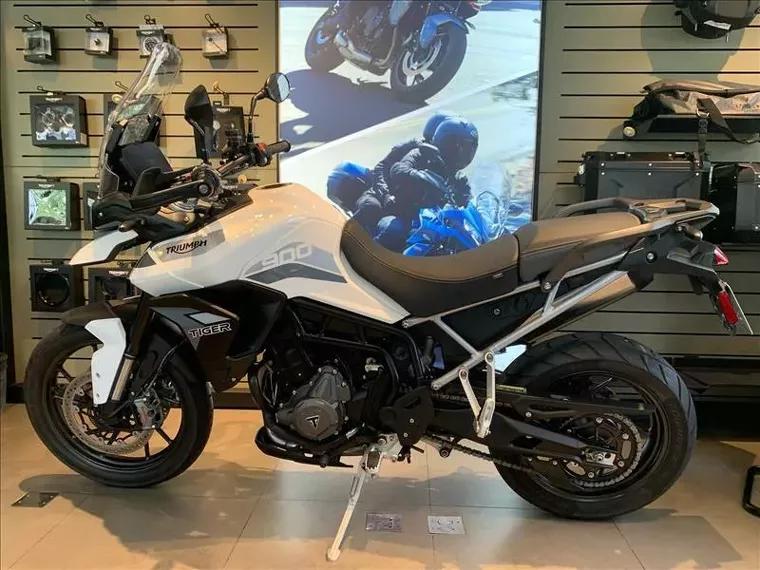 Triumph Tiger 900 Branco 2