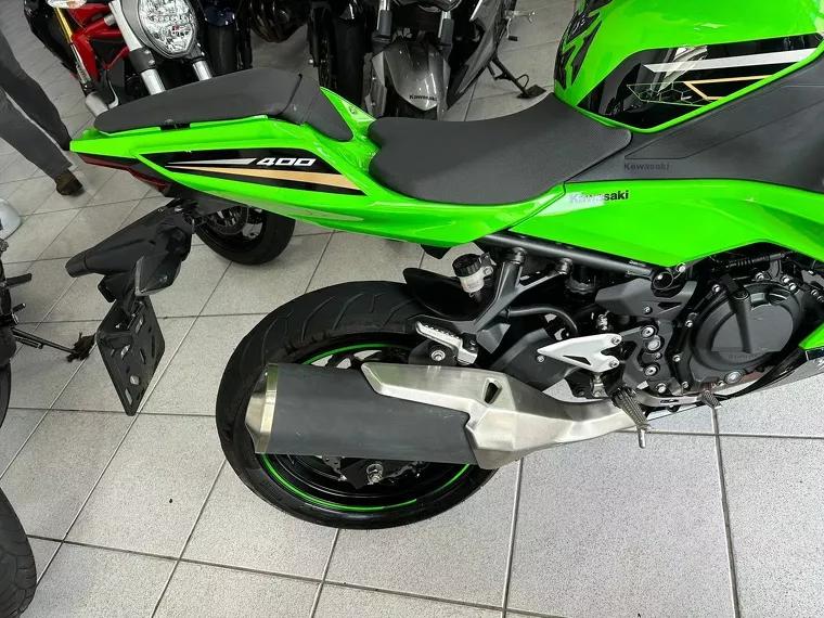Kawasaki Ninja Verde 18