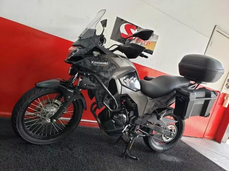 Kawasaki Versys Cinza 5