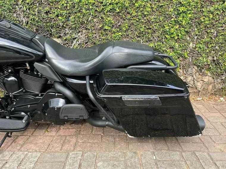 Harley-Davidson Street Glide Preto 11