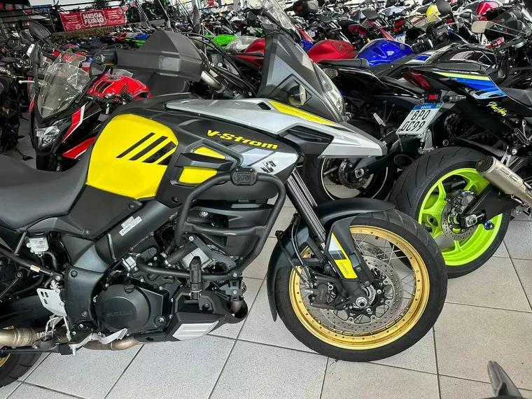 Suzuki V-Strom Amarelo 9