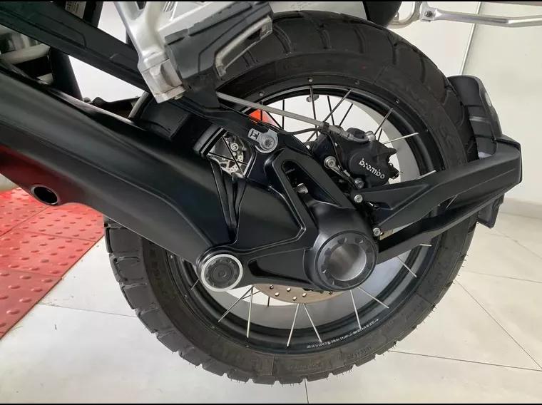 BMW R 1250 GS Preto 8