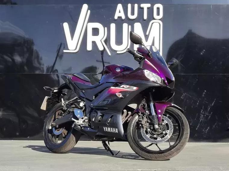 Yamaha YZF R3 Violeta 1