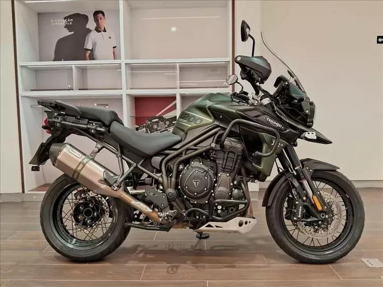 Triumph Tiger 1200 Verde 1