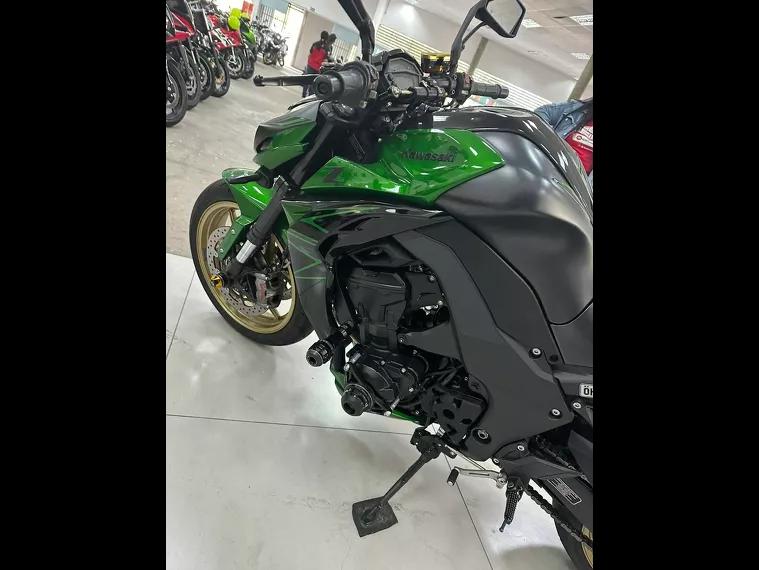 Kawasaki Z Preto 2