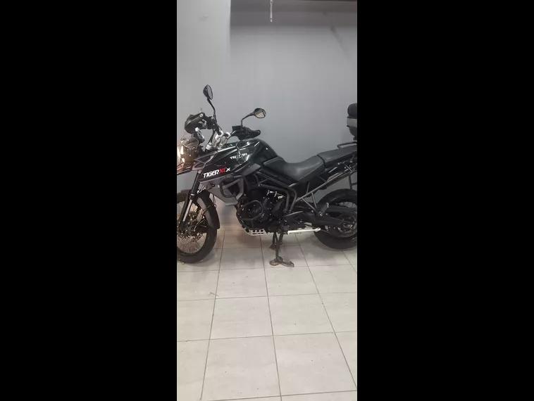 Triumph Tiger 800 Preto 4