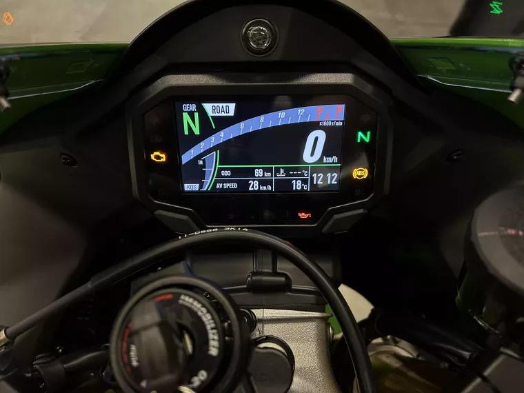 Kawasaki Ninja Verde 6