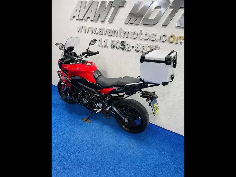 Yamaha MT-09 Vermelho 9