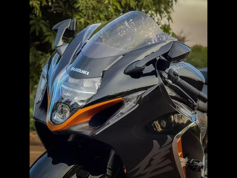 Suzuki GSX-R Preto 6