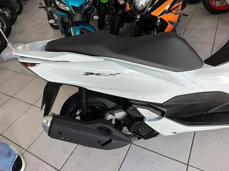 Honda PCX Branco 21