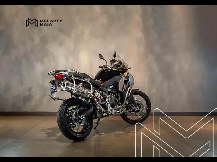 BMW F 900 Preto 4