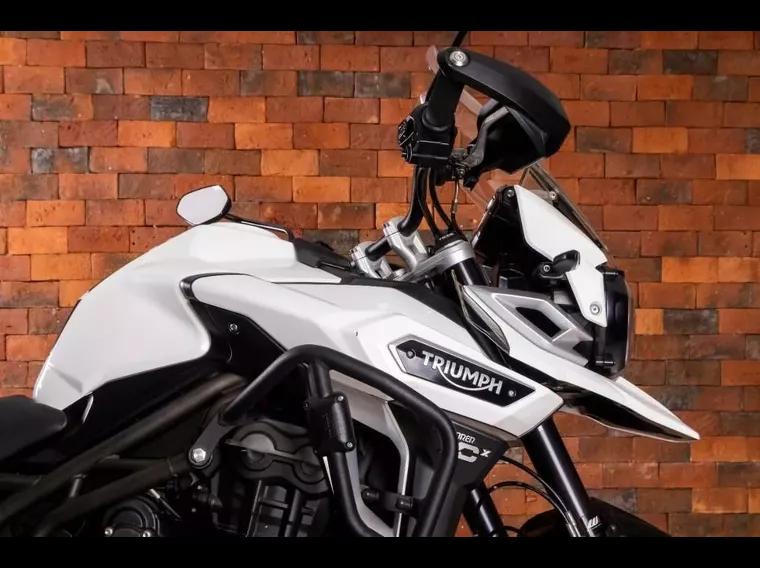 Triumph Tiger Branco 3