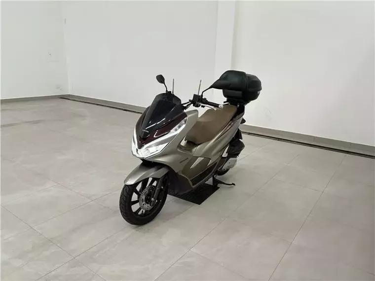 Honda PCX Prata 3