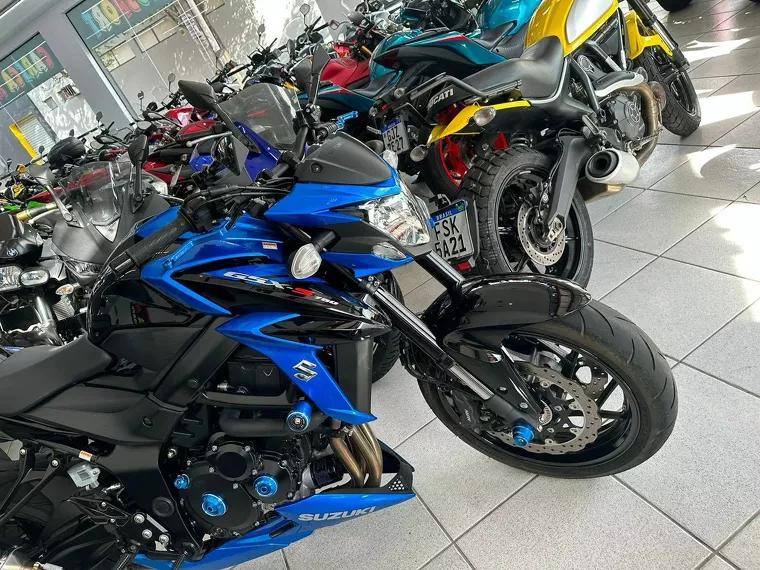 Suzuki GSX-S Azul 26