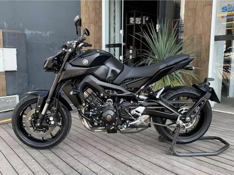 Yamaha MT-09 Preto 4