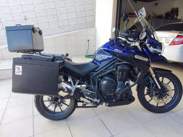 Triumph Tiger 1200 Azul 7