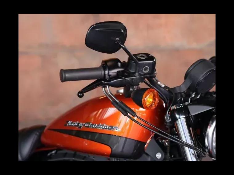 Harley-Davidson Sportster 883 Laranja 13